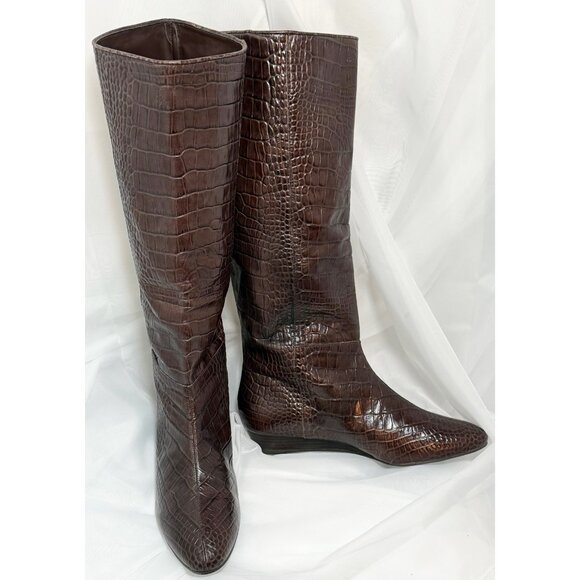 NWOT - Vintage BCBG  Genuine Leather "Petler" Boots - Dark Brown - Size 7 1/2 - Picture 2 of 9